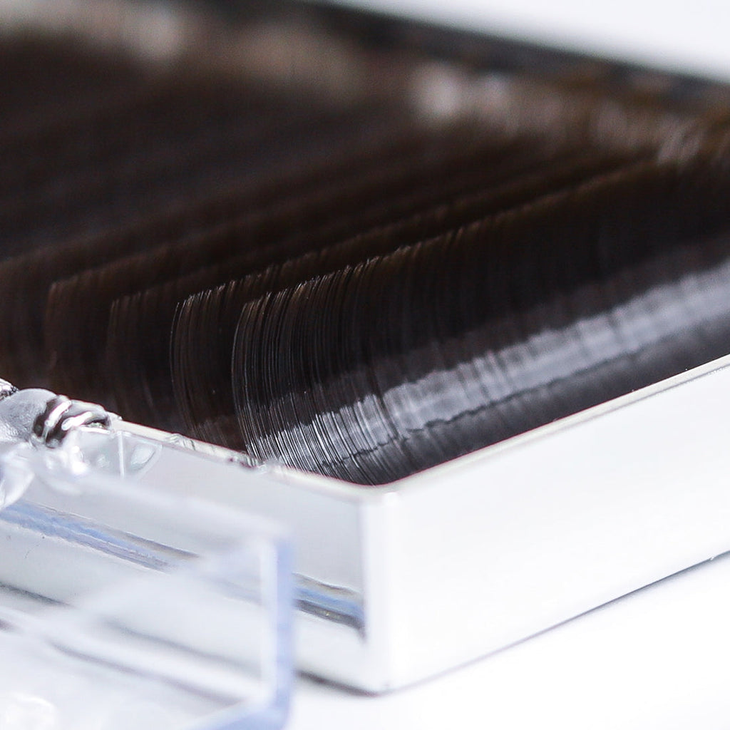 Brown Lash Extensions 20 Lines – C & D Curl | Lovely US
